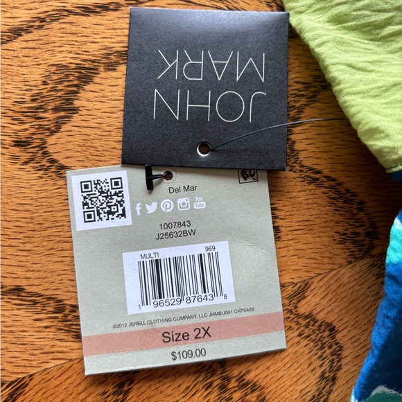 John Mark Tropical Floral Print Top - Picture 4 of 10